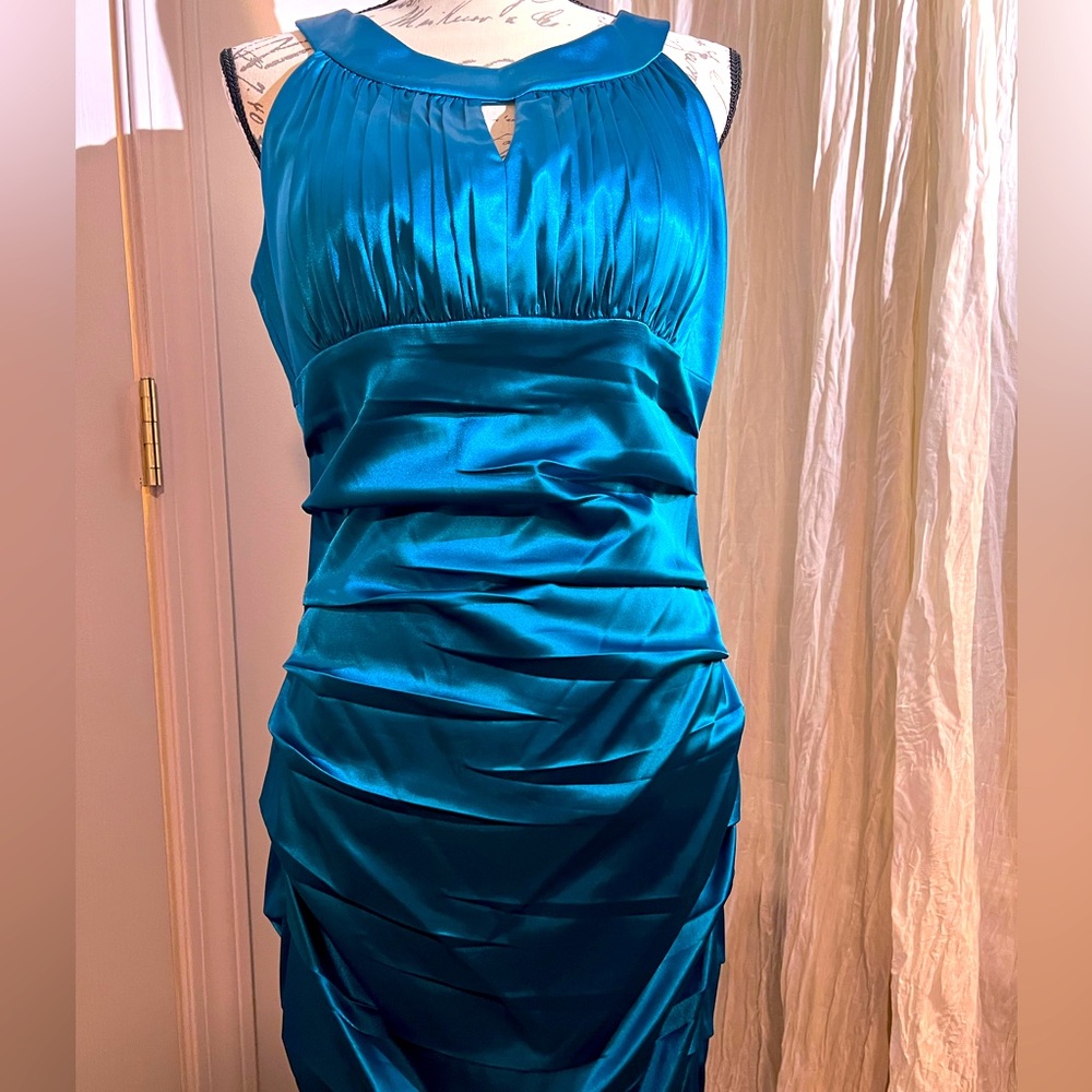 EUC Teal cocktail dress size 12